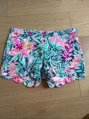 Lilly Pulitzer Tropical Floral Scallop-Hem Shorts - Teal & Pink